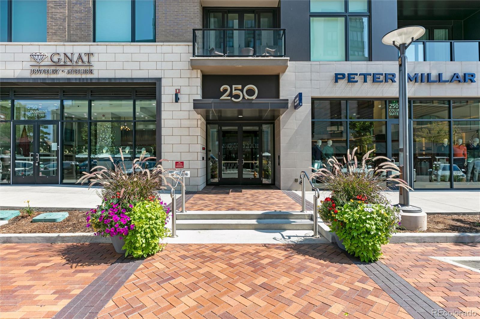 Denver CO, 250 Columbine Street, Unit 702