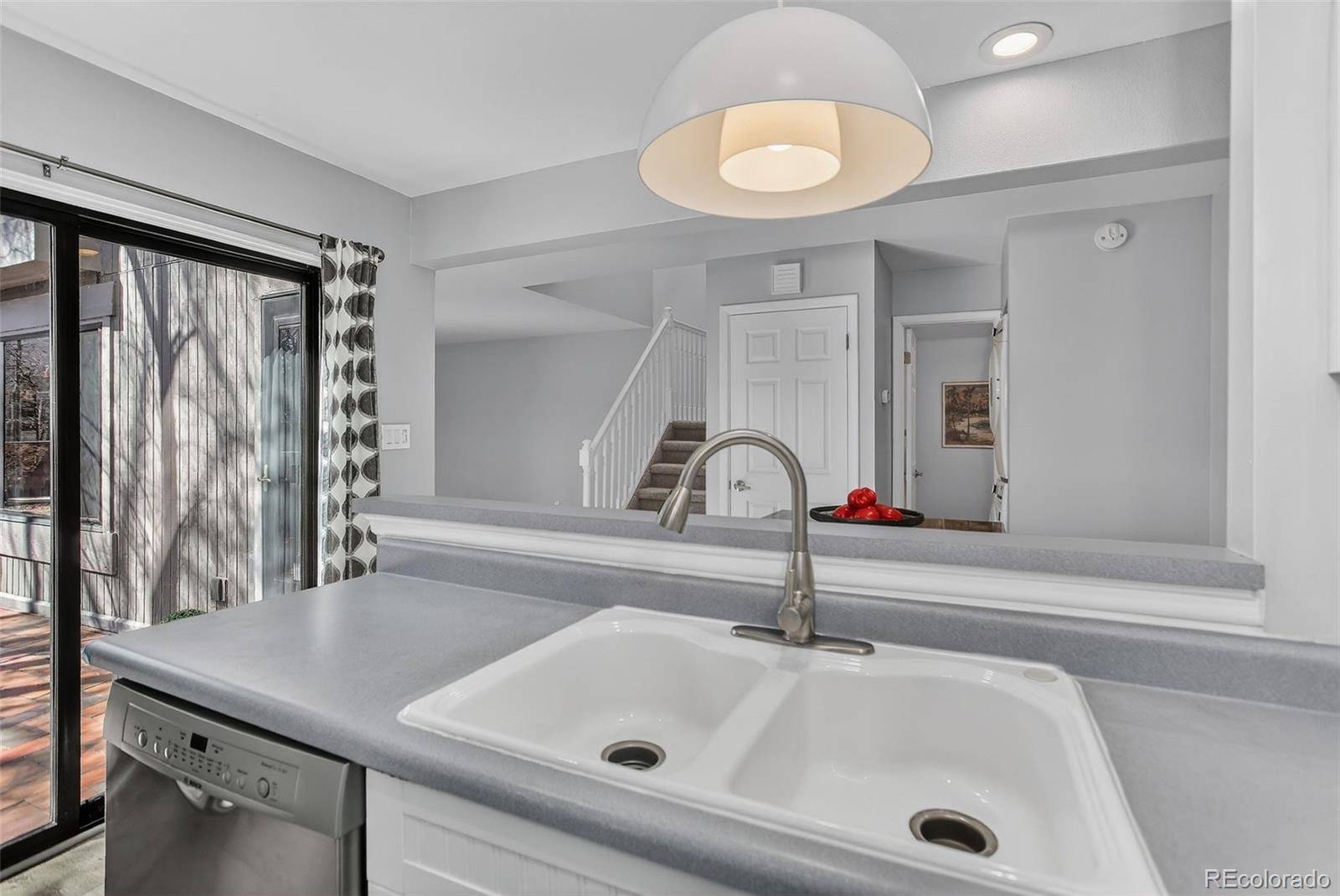 1253 S Yosemite Way Denver CO 80247