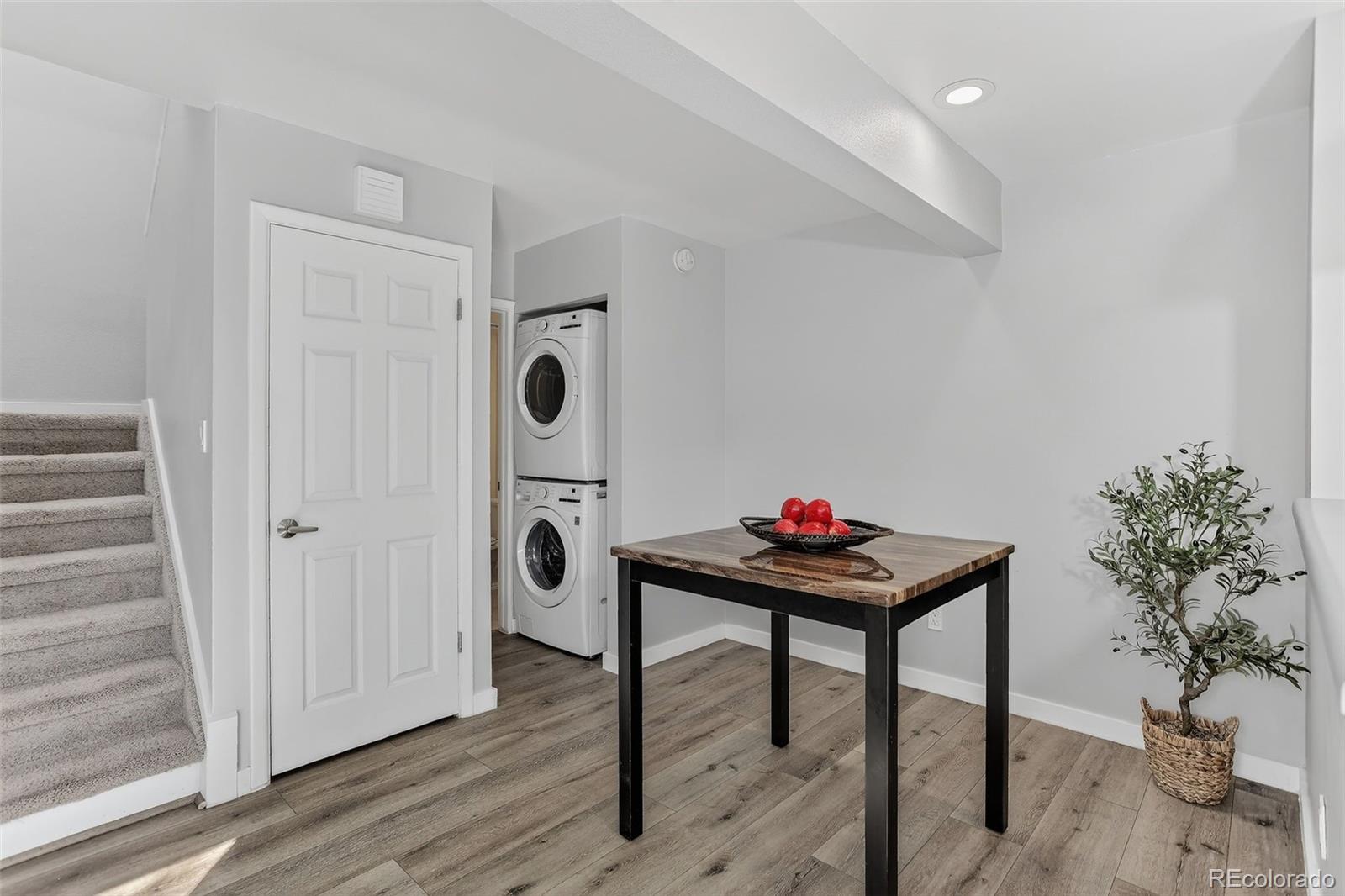 1253 S Yosemite Way Denver CO 80247