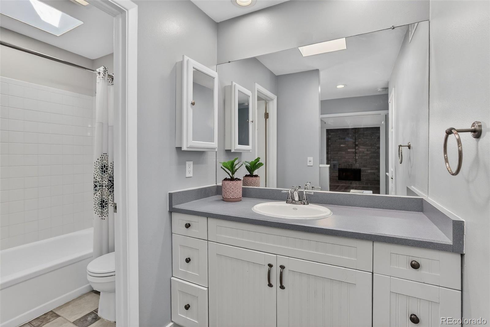 1253 S Yosemite Way Denver CO 80247