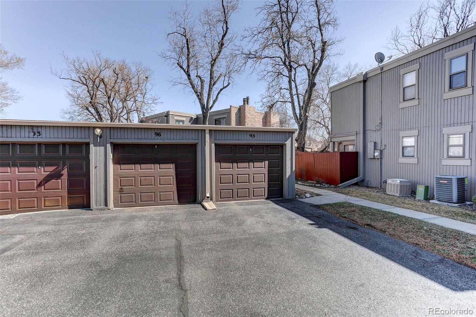1253 S Yosemite Way Denver CO 80247