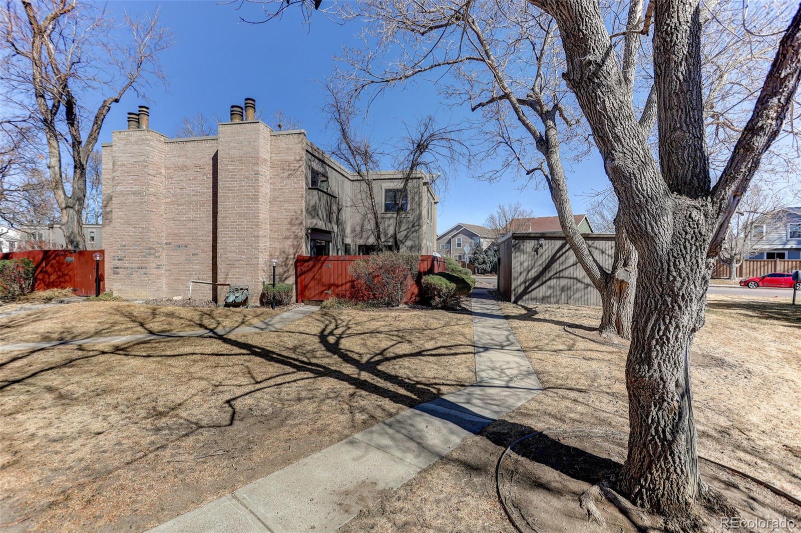 1253 S Yosemite Way Denver CO 80247
