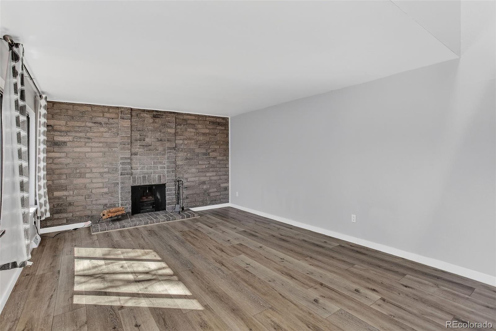 1253 S Yosemite Way Denver CO 80247
