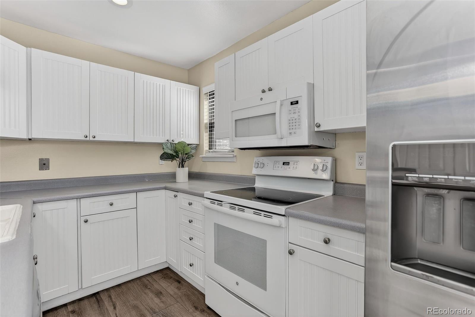 1253 S Yosemite Way Denver CO 80247