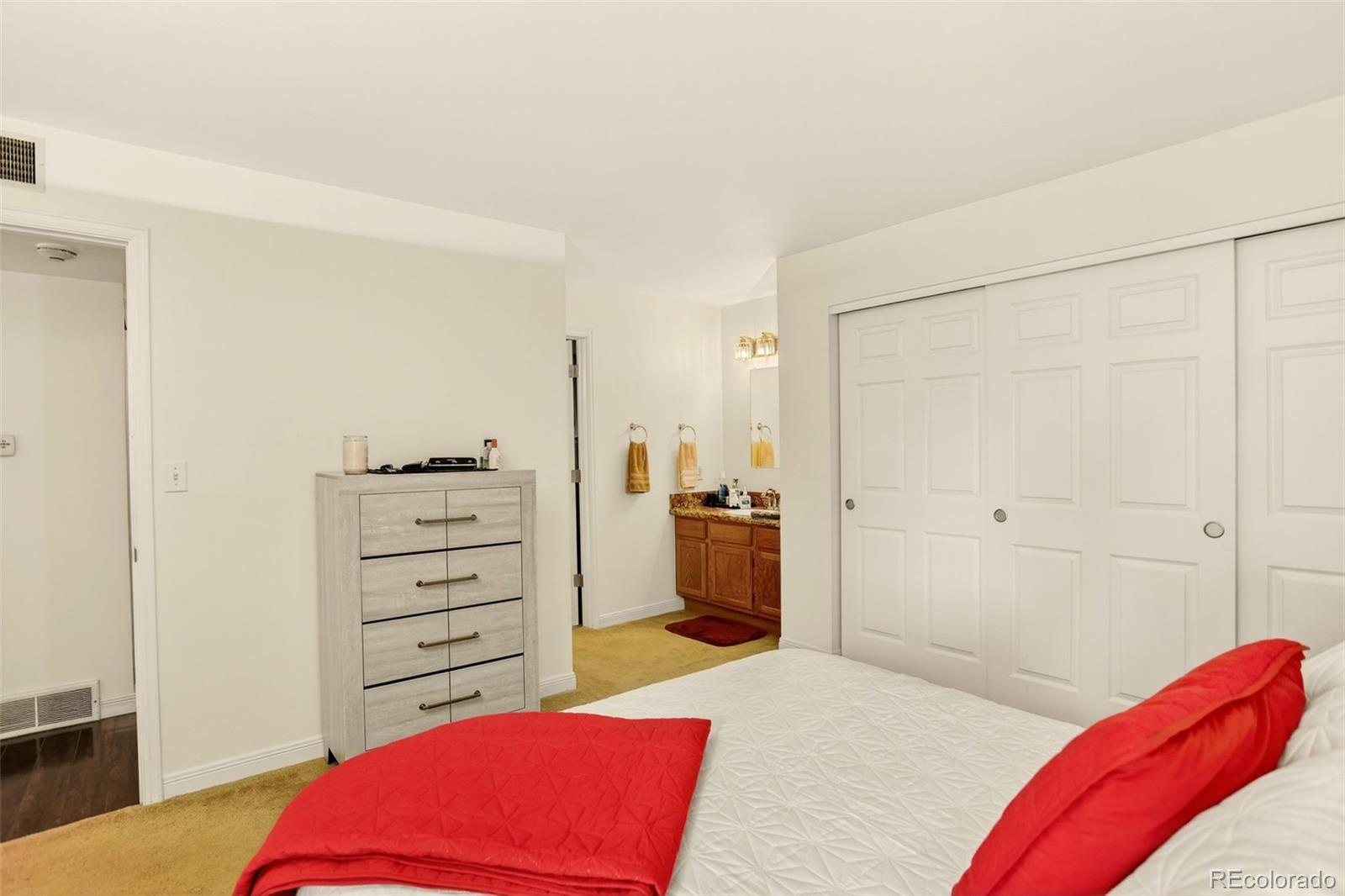 6711 S Ivy Way Centennial CO 80112