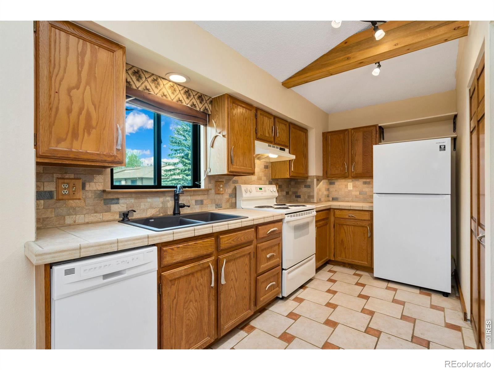 1010 S Saint Vrain Avenue Estes Park CO 80517