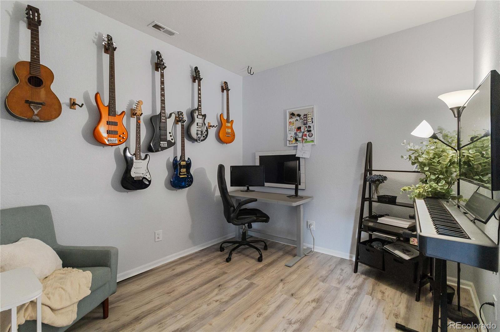 5255 Memphis Street Denver CO 80239