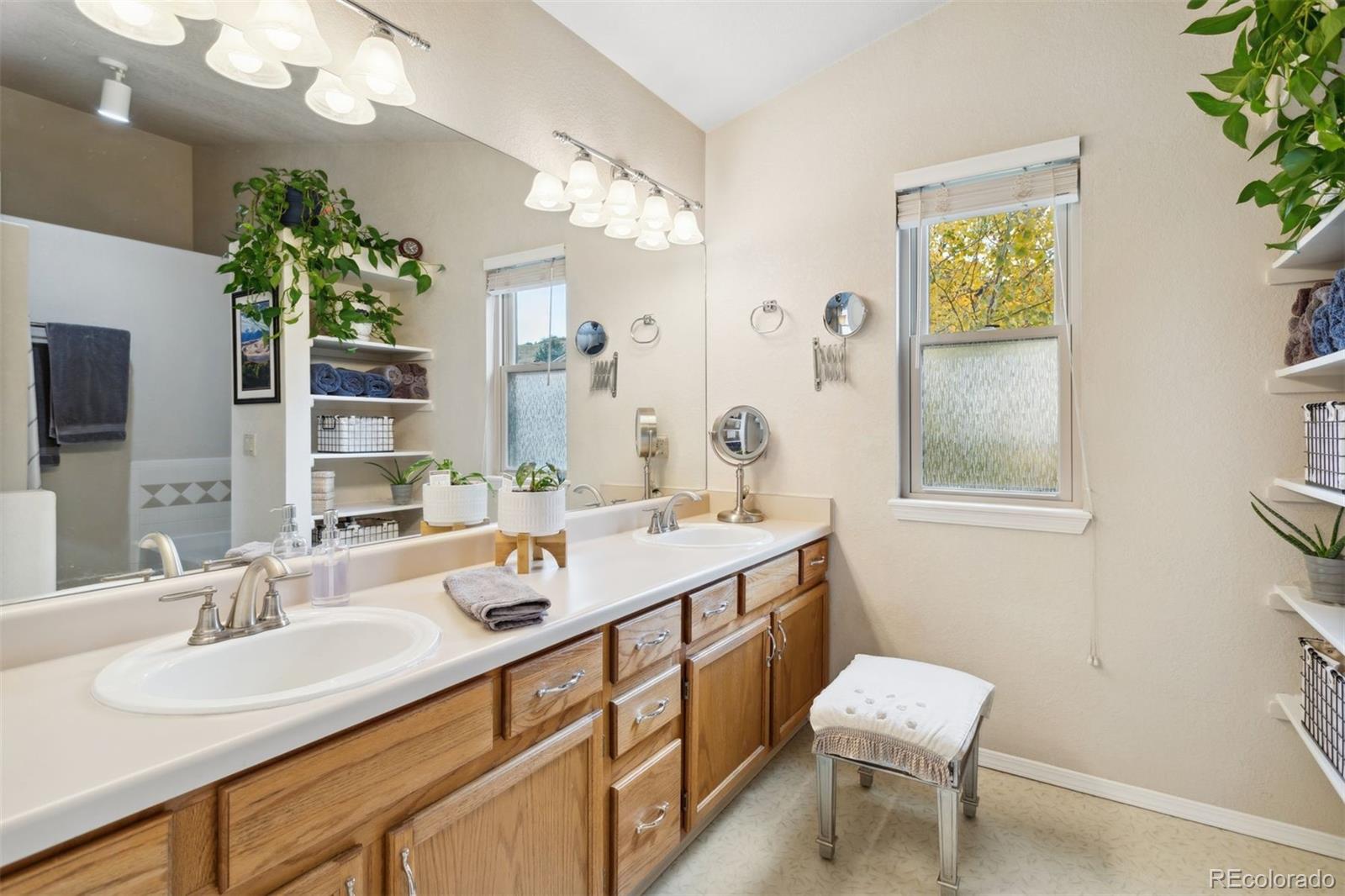1521 Shane Circle Colorado Springs CO 80907