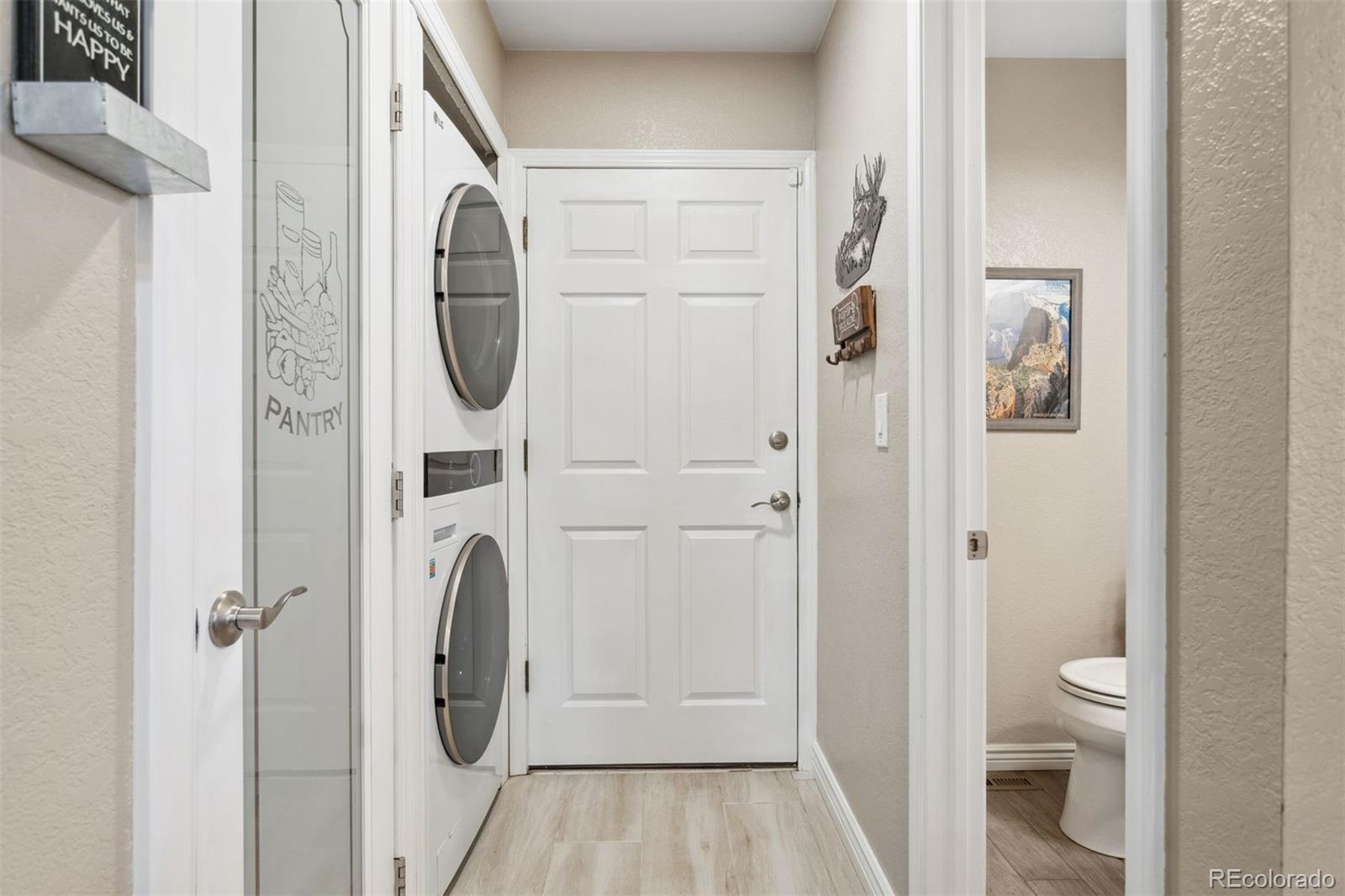 1521 Shane Circle Colorado Springs CO 80907