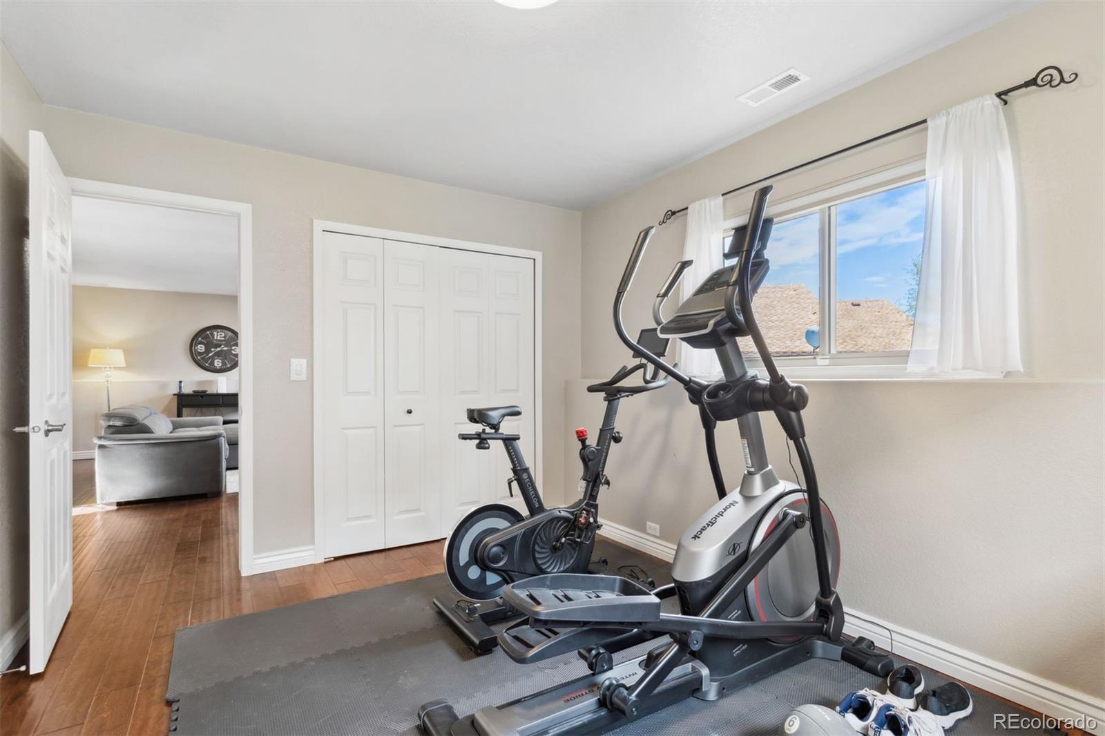 1521 Shane Circle Colorado Springs CO 80907