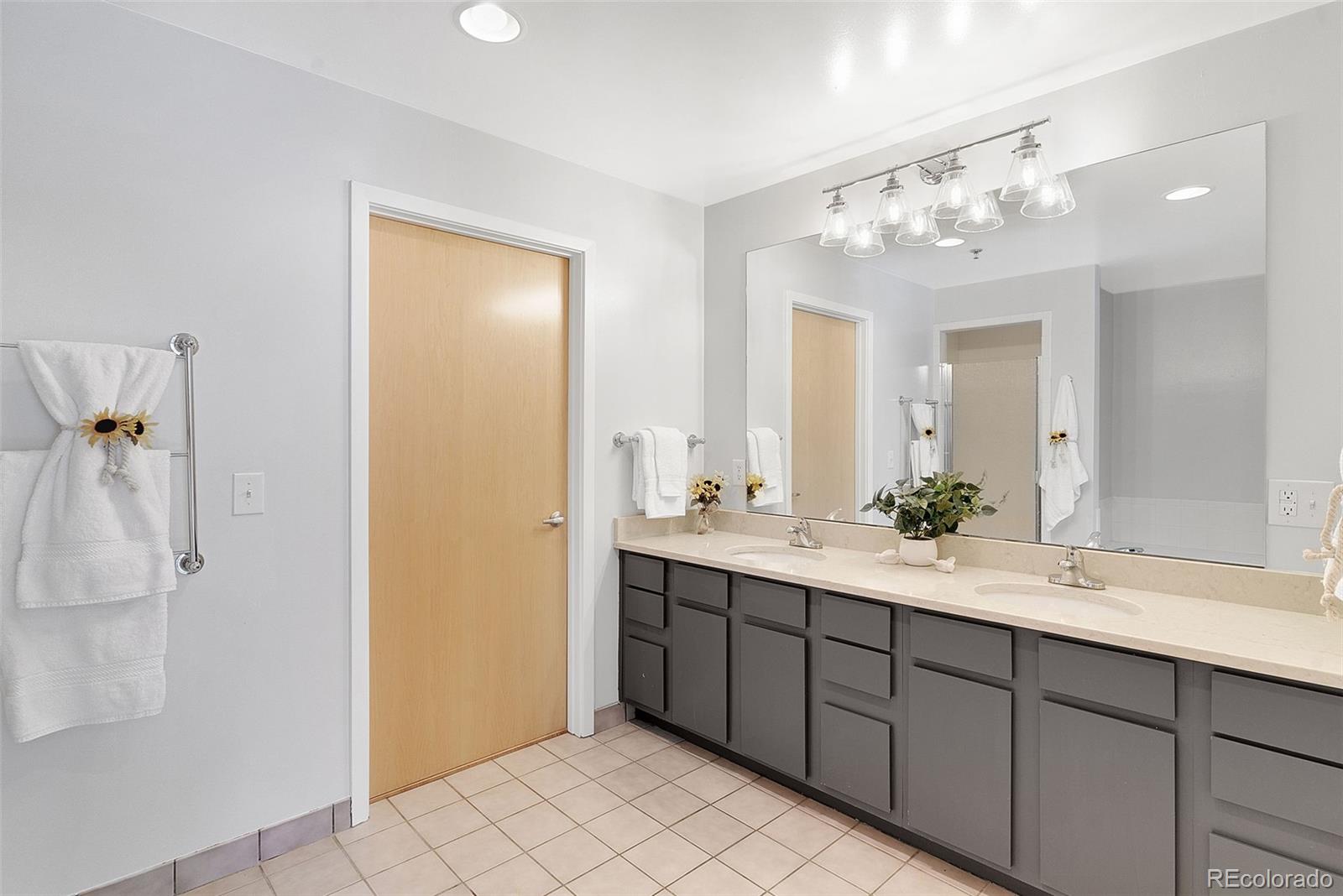 12165 Claude Court Northglenn CO 80241