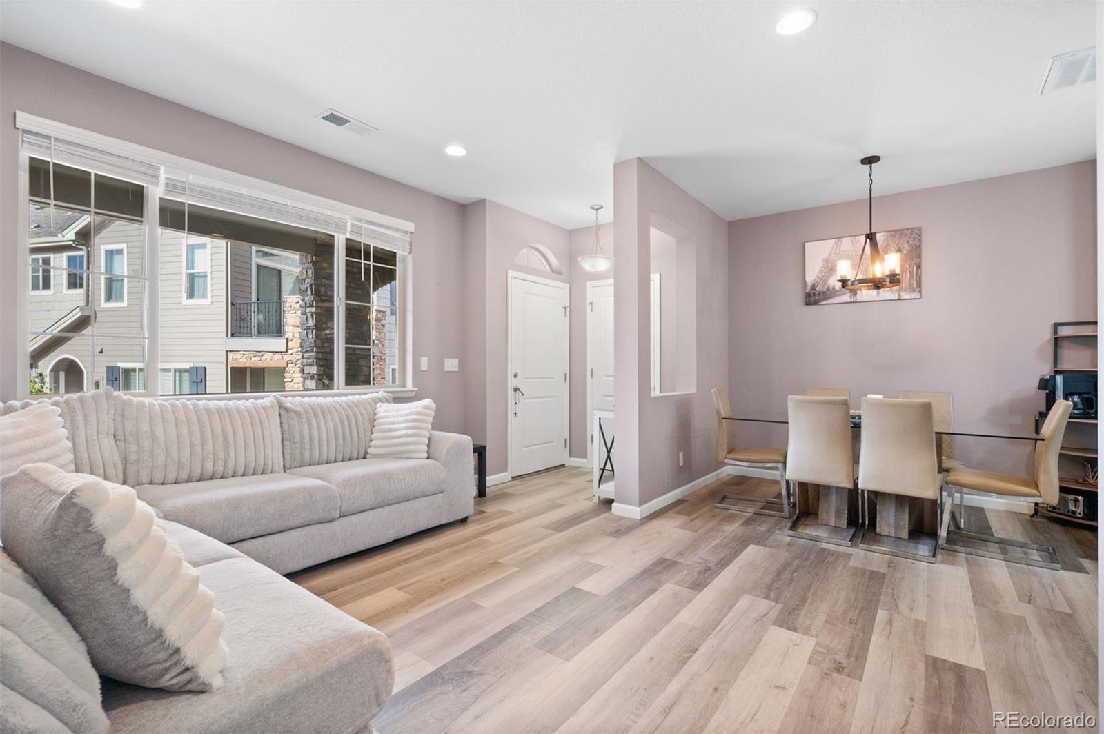 9077 E Phillips Lane Centennial CO 80112
