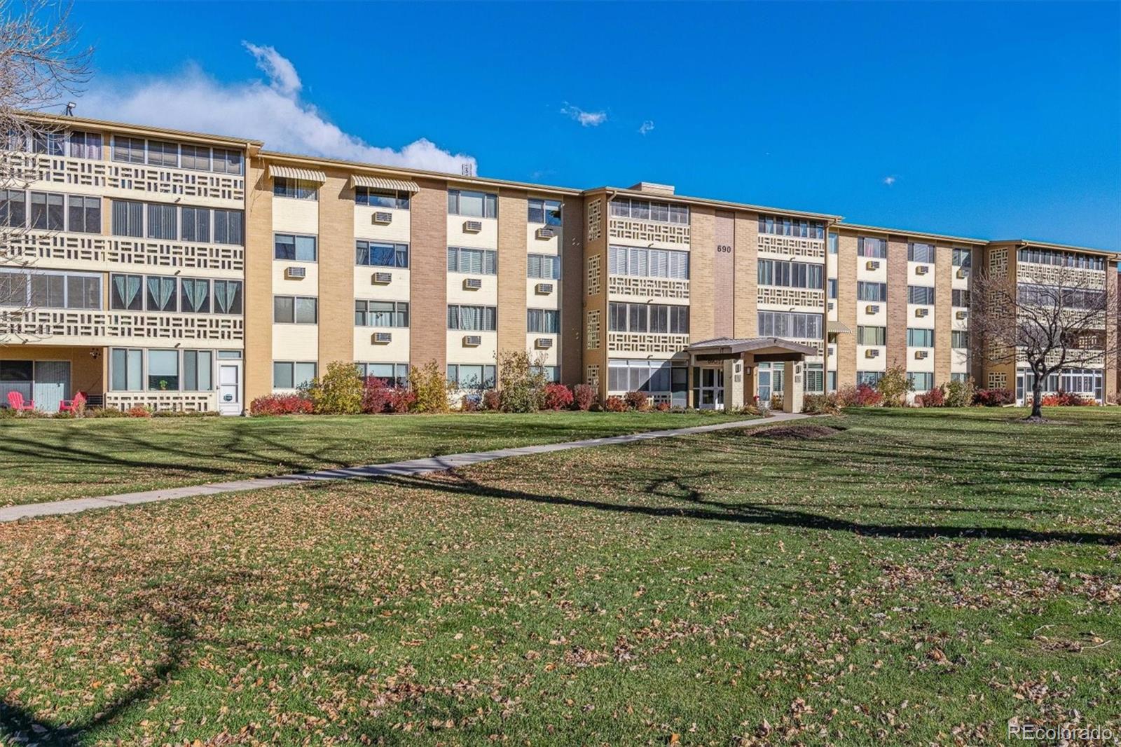 690 S Alton Way Denver CO 80247