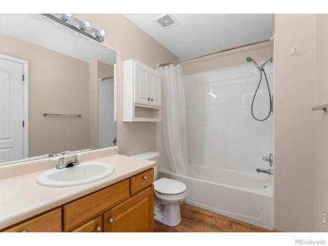 1419 Red Mountain Drive Longmont CO 80504