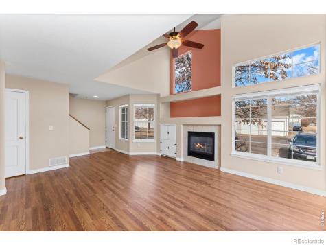 1419 Red Mountain Drive Longmont CO 80504