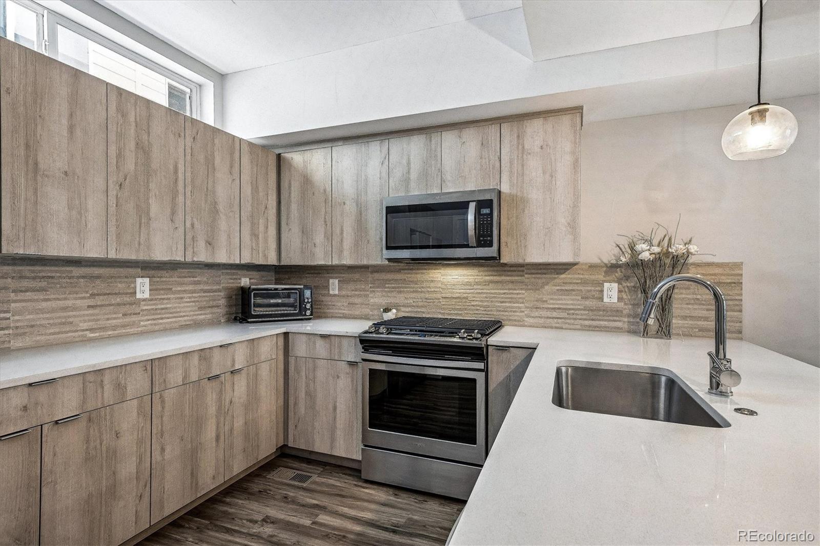 1284 Perry Street Denver CO 80204