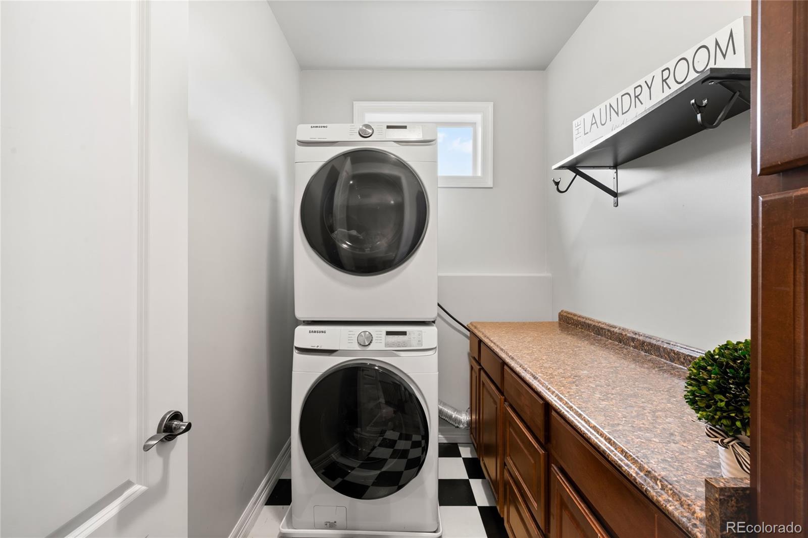 2527 Tremont Place Denver CO 80205