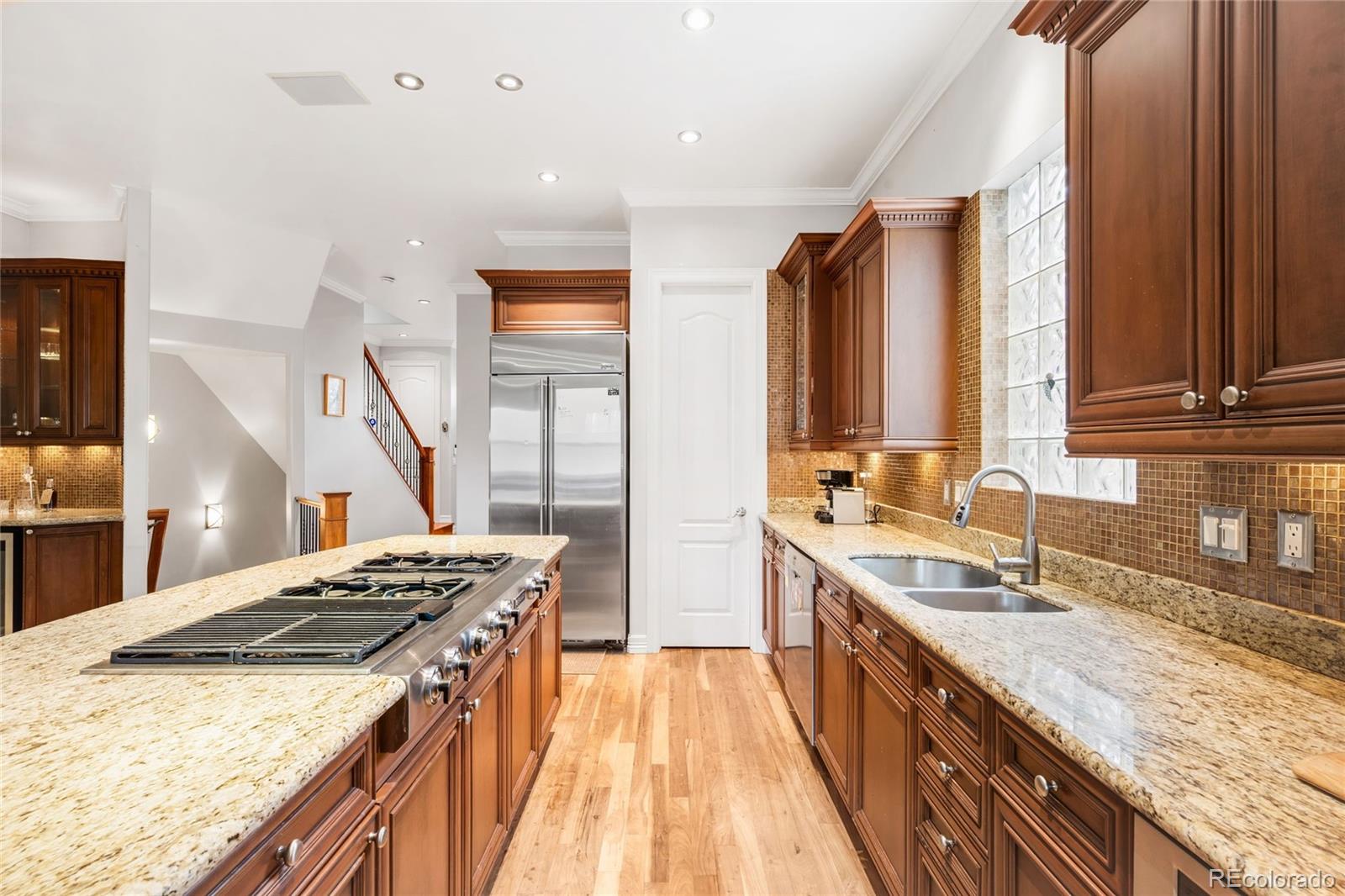 2527 Tremont Place Denver CO 80205