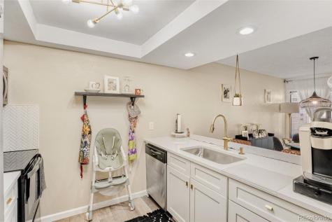4896 S Dudley Street Littleton CO 80123