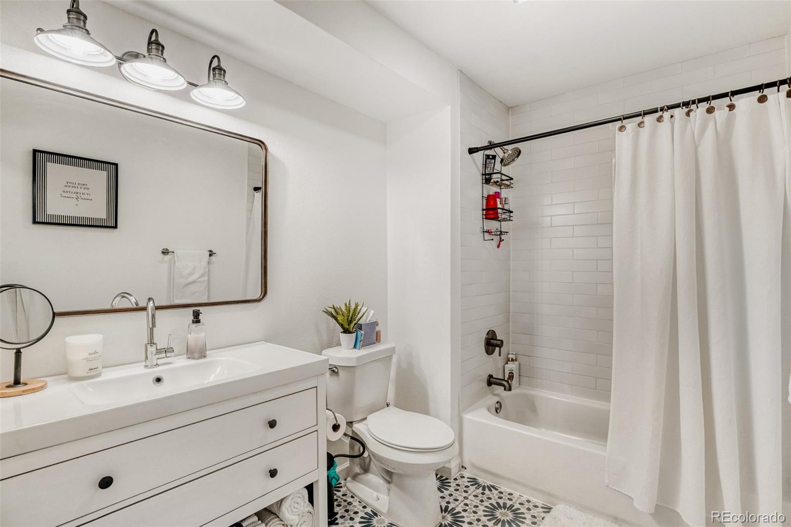 4896 S Dudley Street Littleton CO 80123