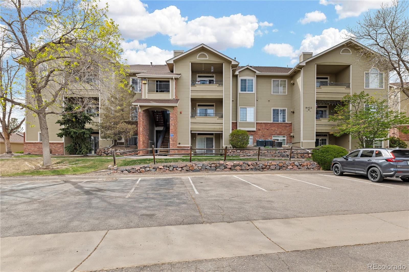 8422 S Upham Way Littleton CO 80128