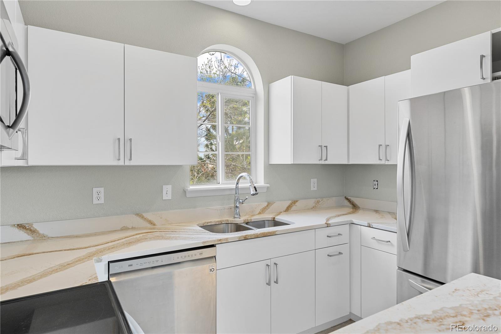 8422 S Upham Way Littleton CO 80128