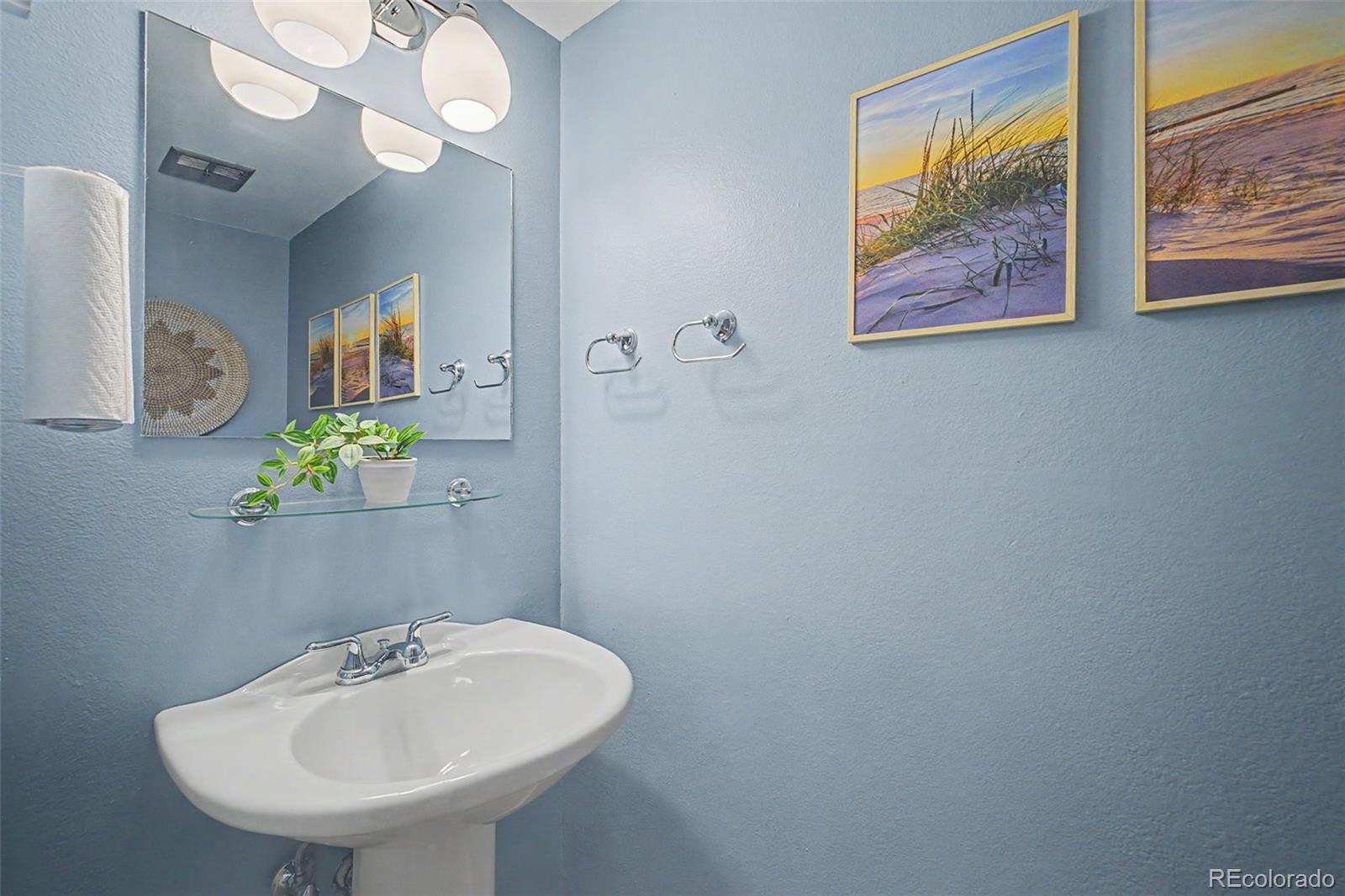 6618 Warbler Lane Colorado Springs CO 80919