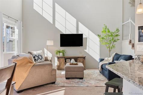 1827 S Helena Aurora CO 80017