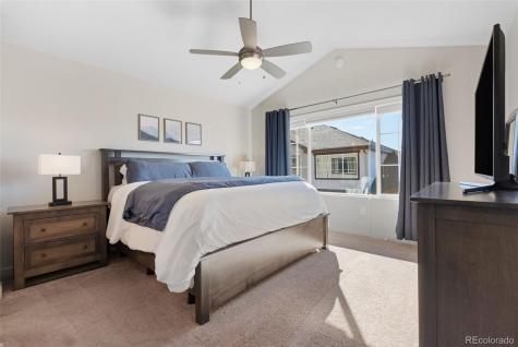 1827 S Helena Aurora CO 80017