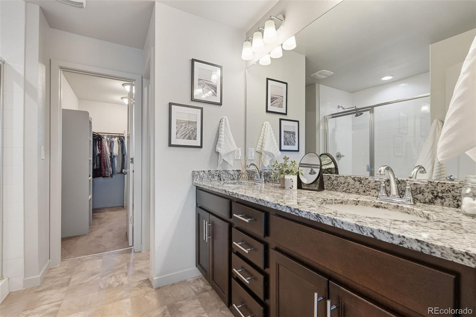 1827 S Helena Aurora CO 80017