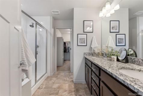 1827 S Helena Aurora CO 80017