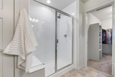 1827 S Helena Aurora CO 80017