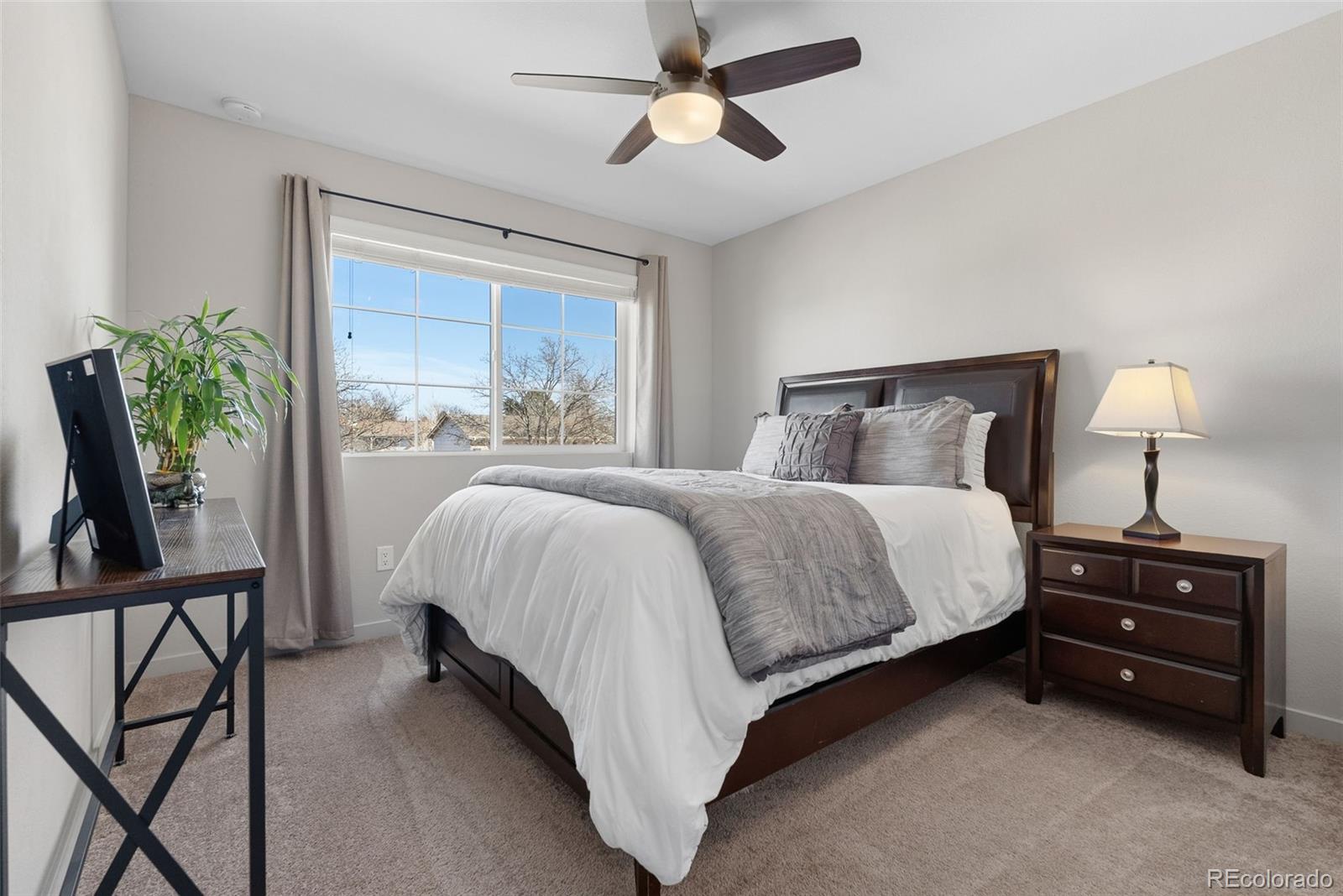 1827 S Helena Aurora CO 80017