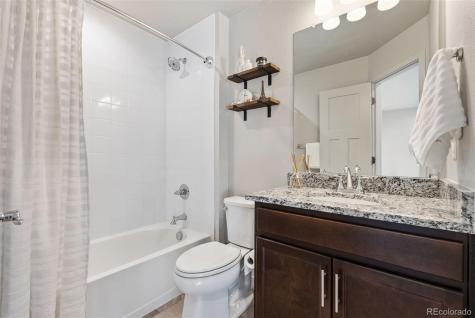 1827 S Helena Aurora CO 80017