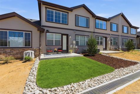 1827 S Helena Aurora CO 80017
