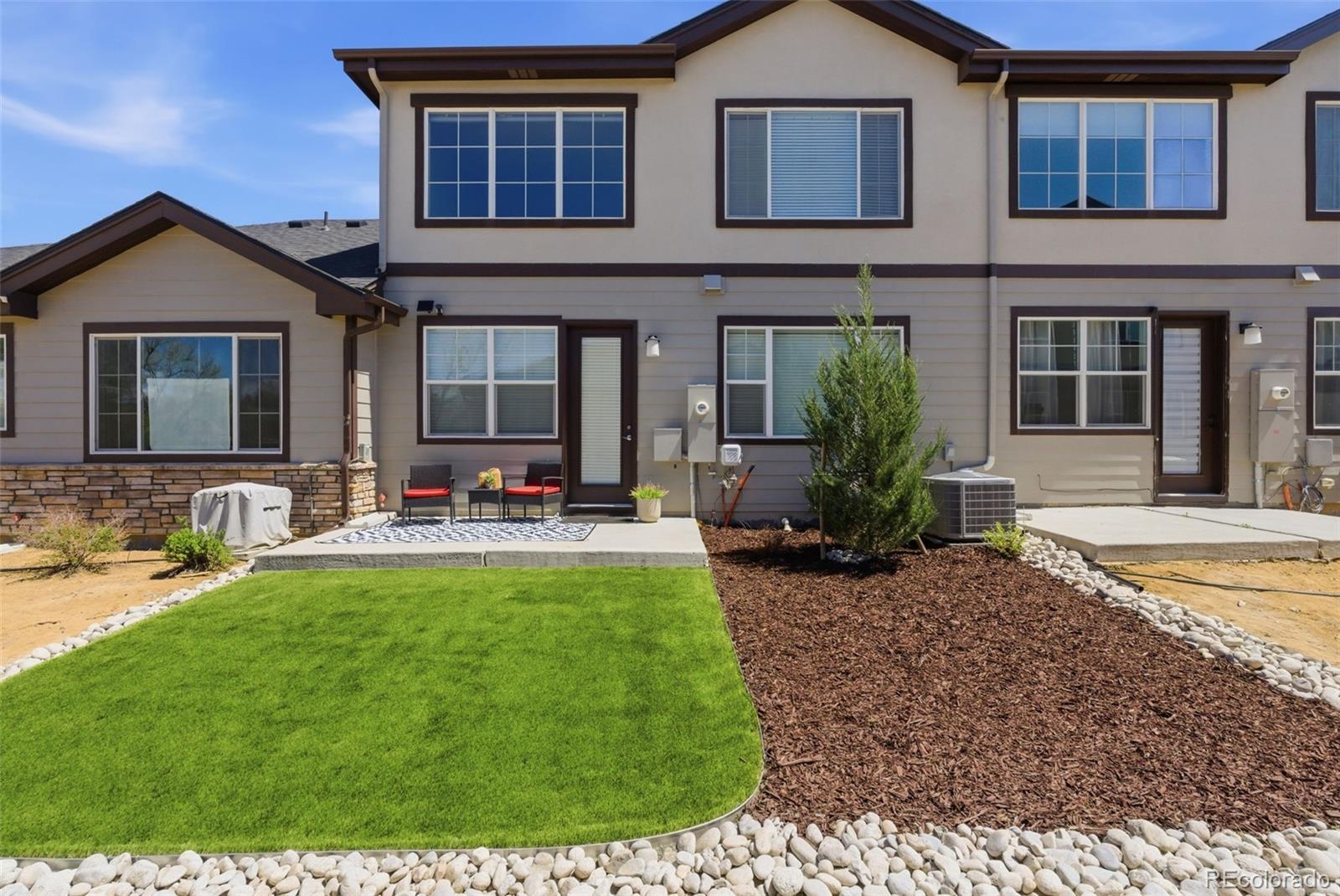 1827 S Helena Aurora CO 80017