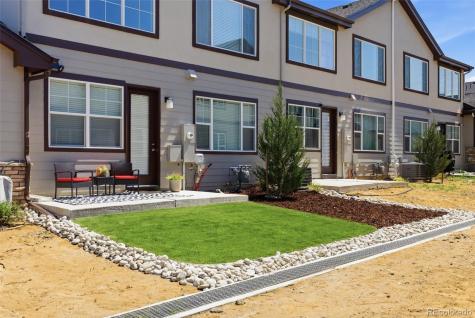 1827 S Helena Aurora CO 80017