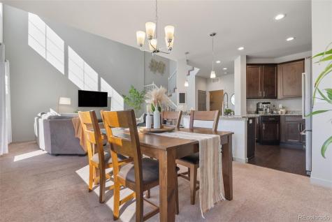 1827 S Helena Aurora CO 80017