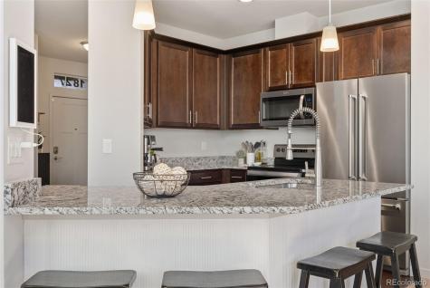 1827 S Helena Aurora CO 80017