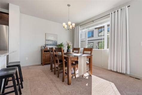1827 S Helena Aurora CO 80017