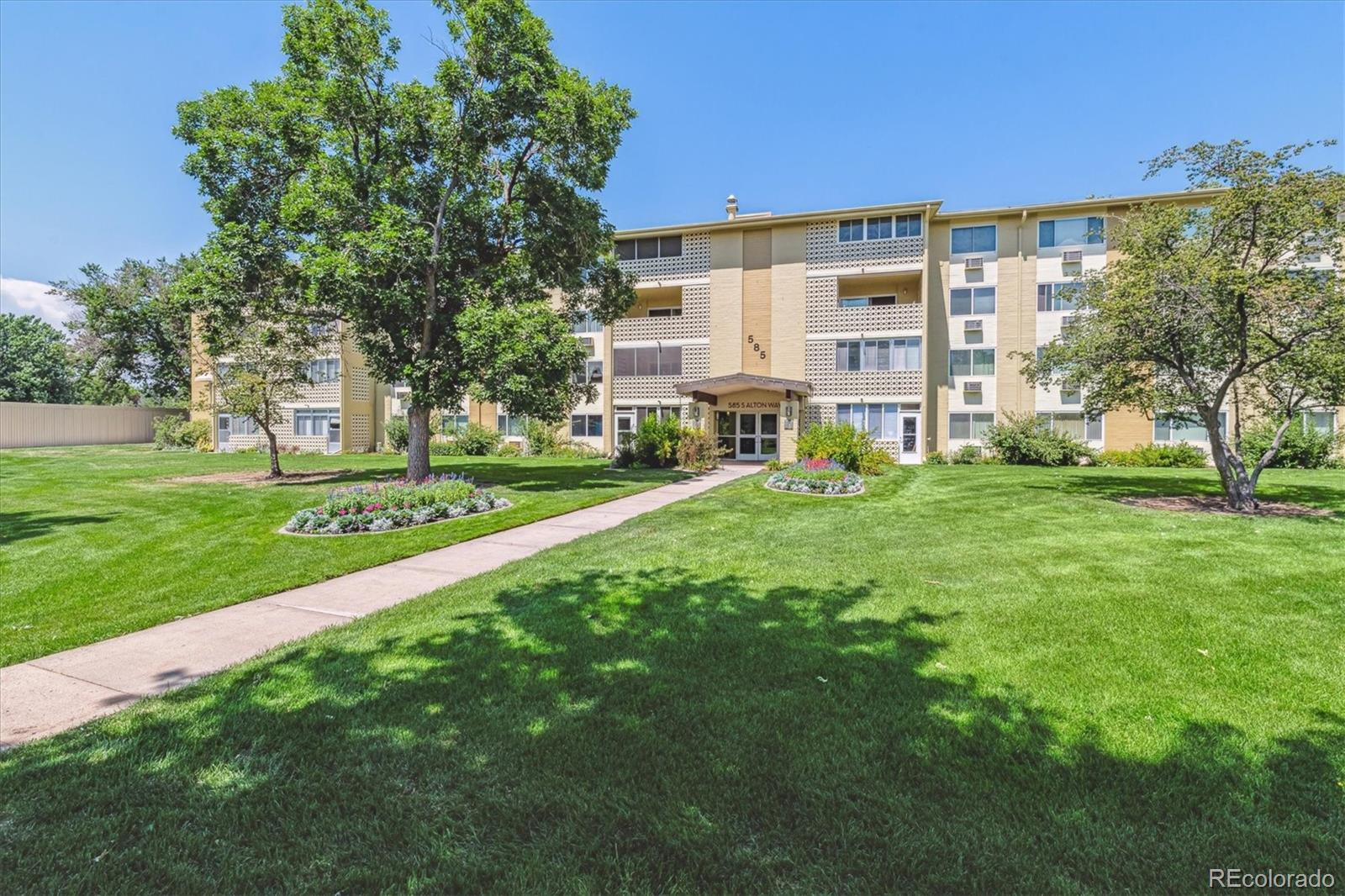 585 S Alton Way Denver CO 80247