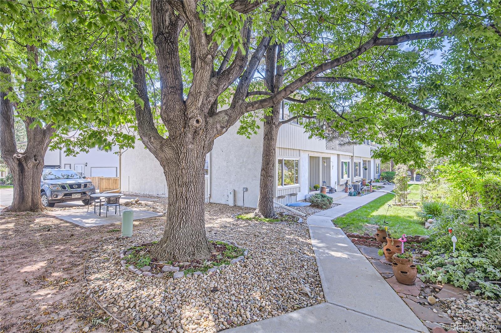 2138 Collyer Street Longmont CO 80501