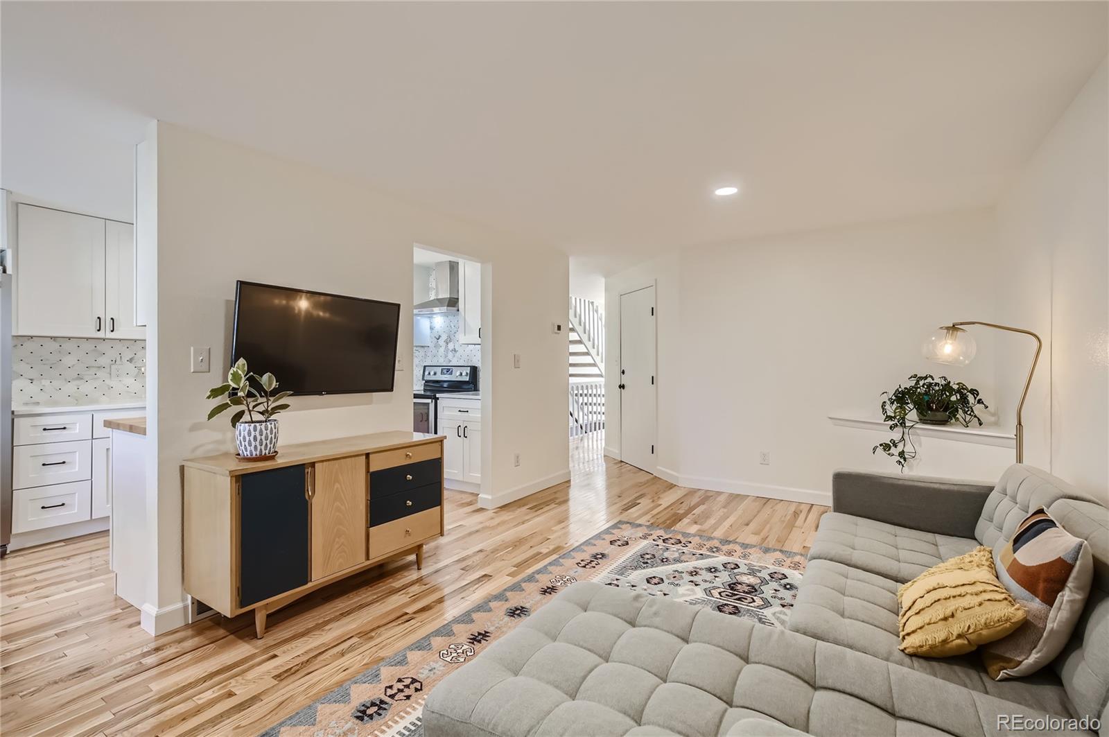2138 Collyer Street Longmont CO 80501