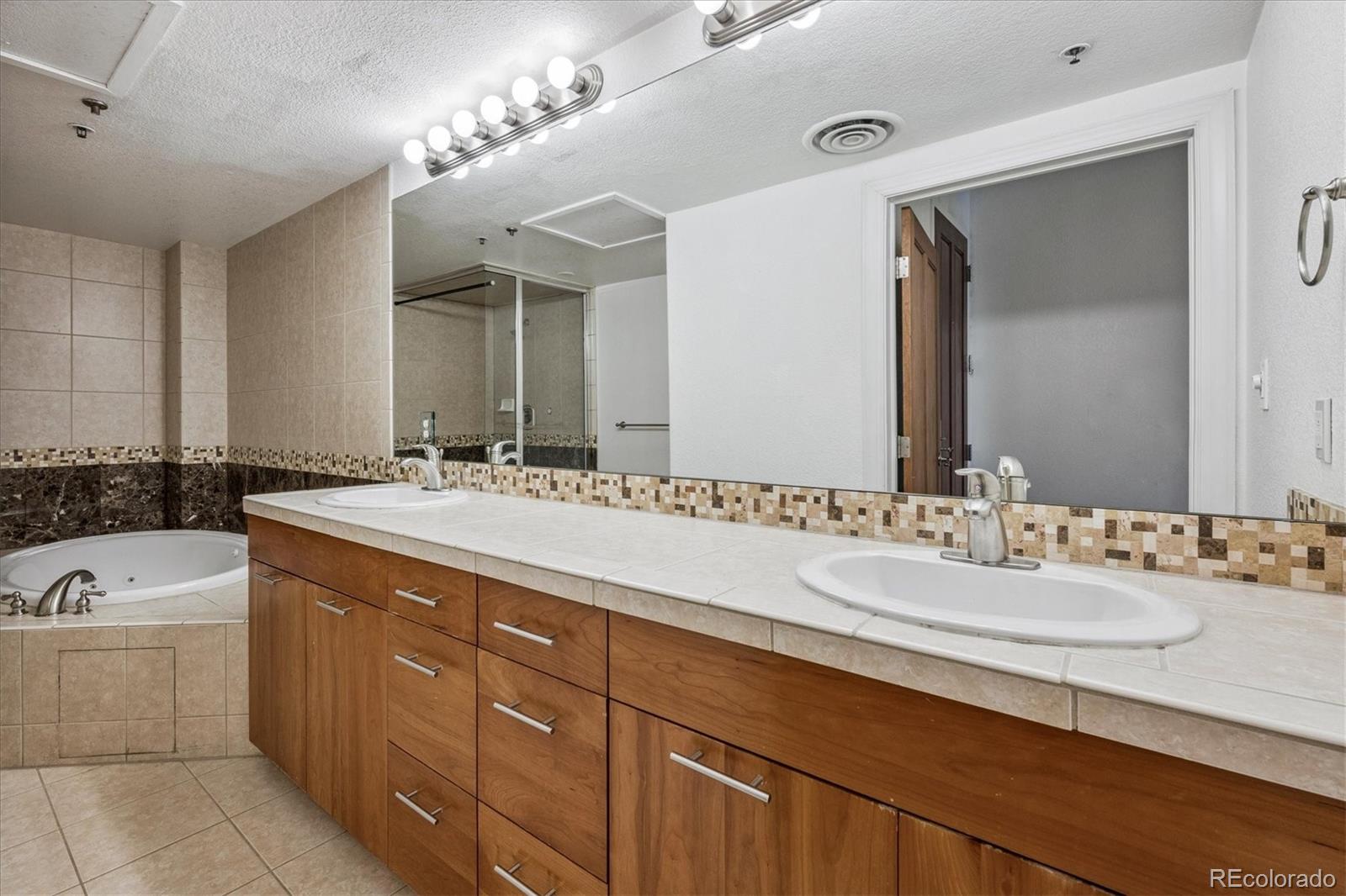 2245 Blake Street Denver CO 80205
