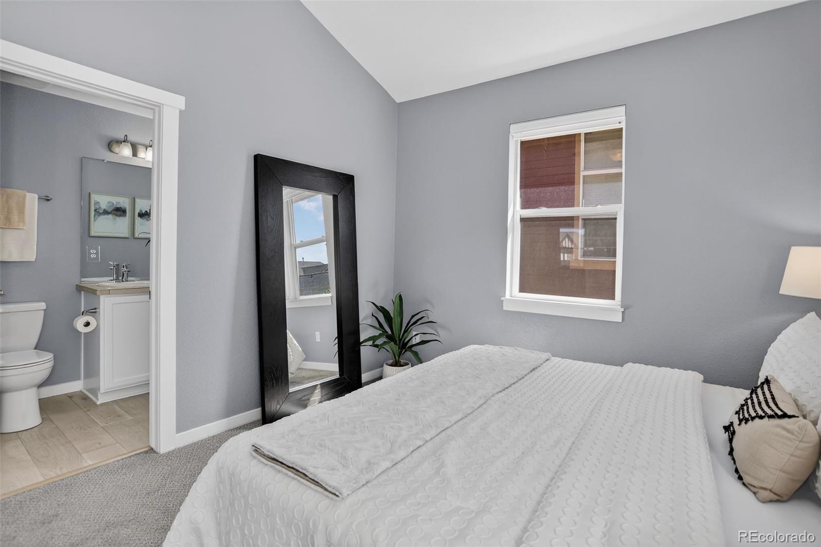 8266 E 24th Drive Denver CO 80238