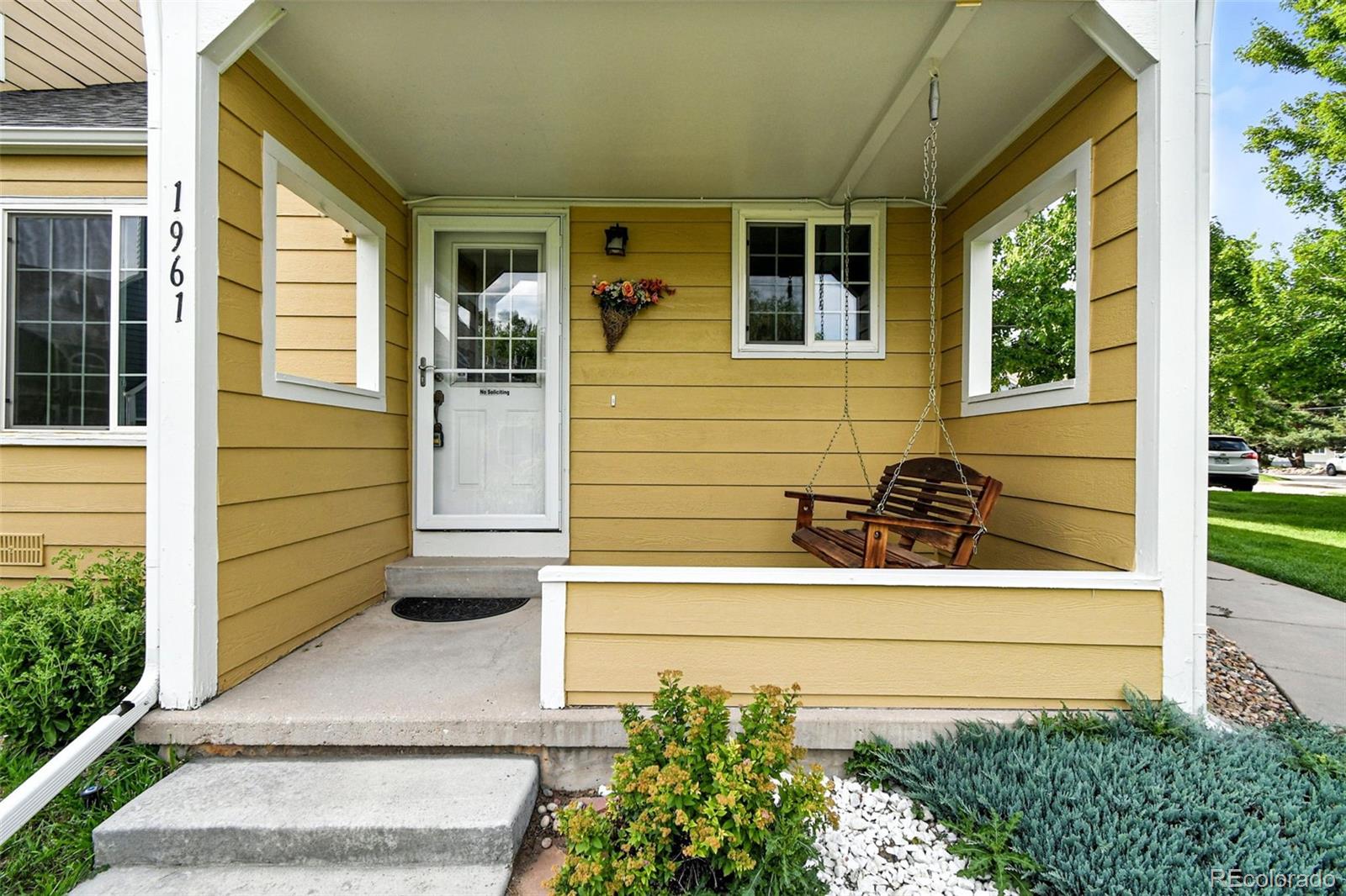 1961 S Balsam Street Lakewood CO 80227