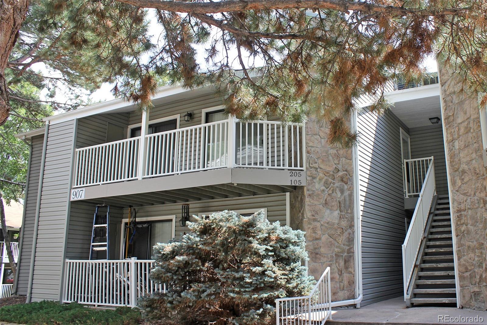 907 S Yampa Street Aurora CO 80017