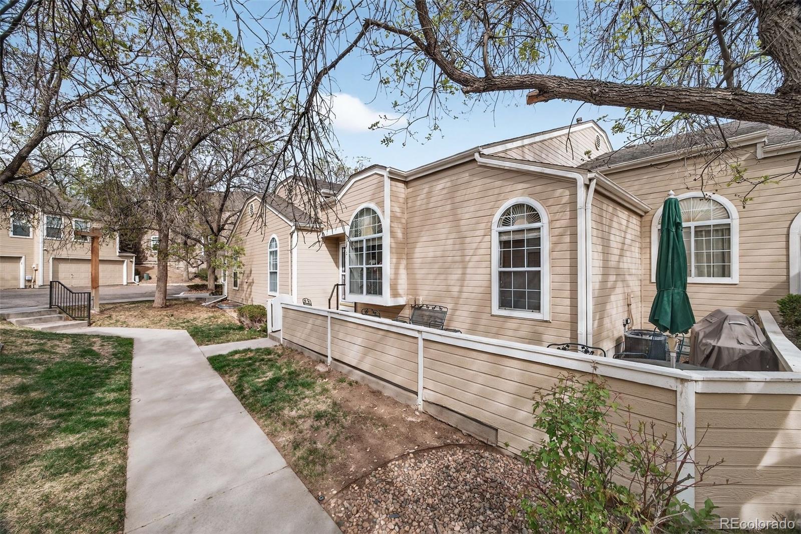 5721 W Asbury Place Lakewood CO 80227