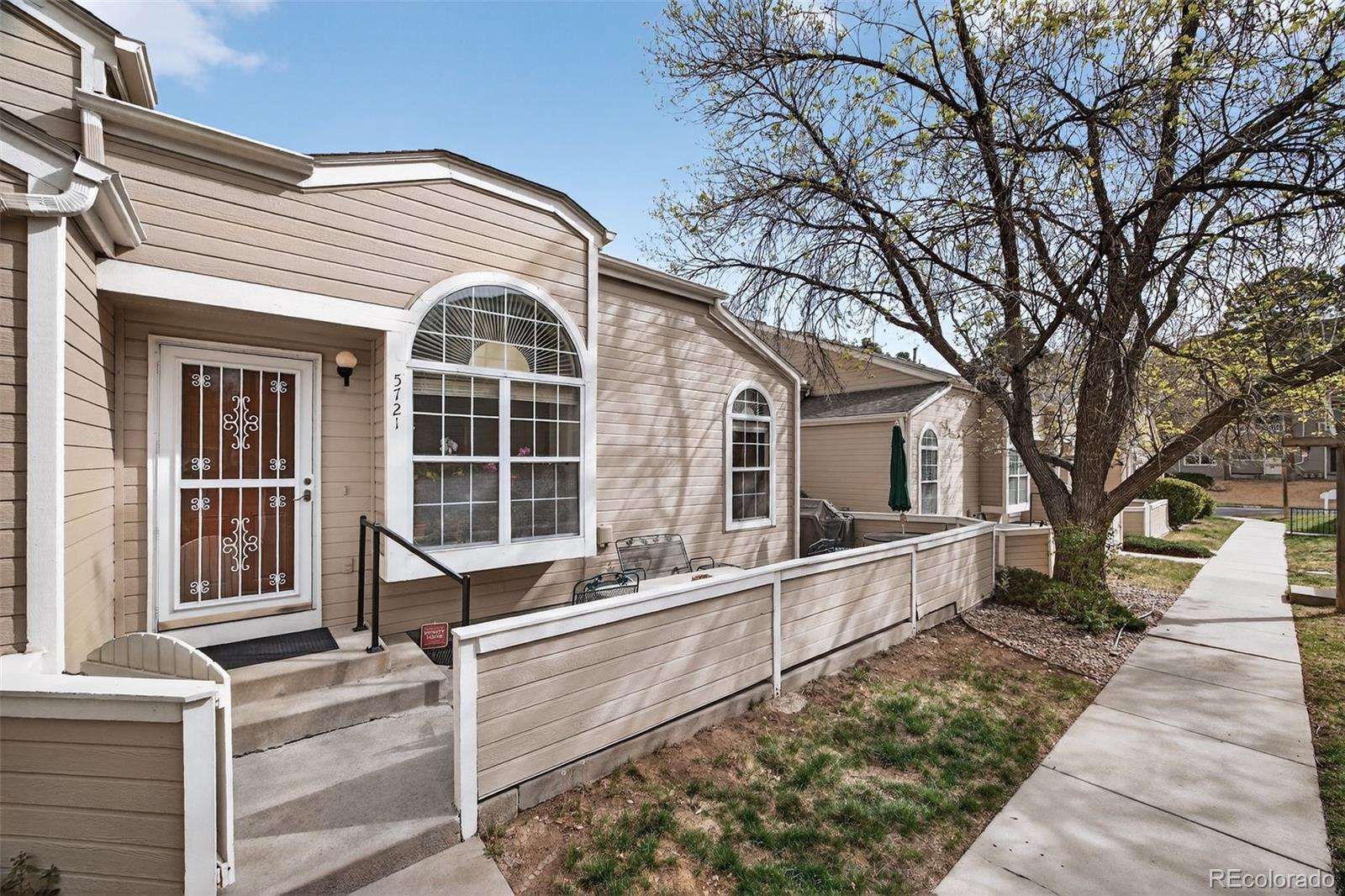 5721 W Asbury Place Lakewood CO 80227