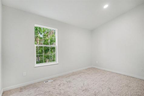 2537 E Nichols Circle Centennial CO 80122